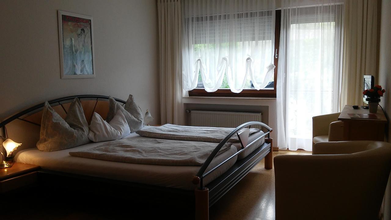 Gaestehaus Schneider Brauneberg Buitenkant foto